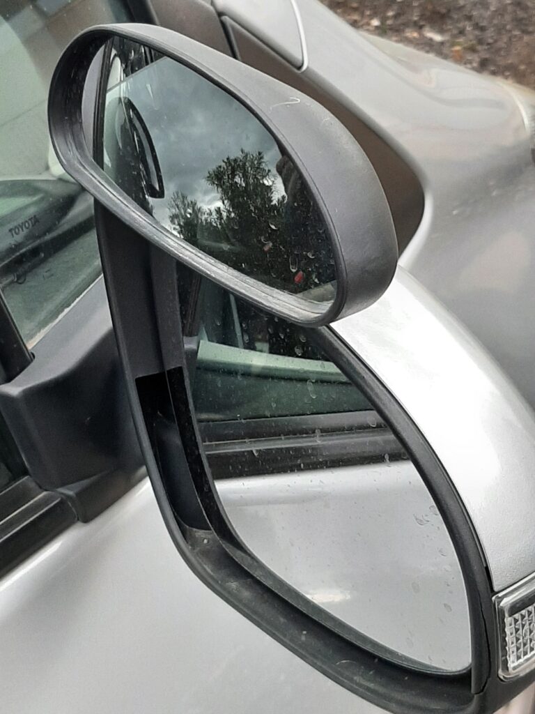 καθρέφτης σχολής οδηγών